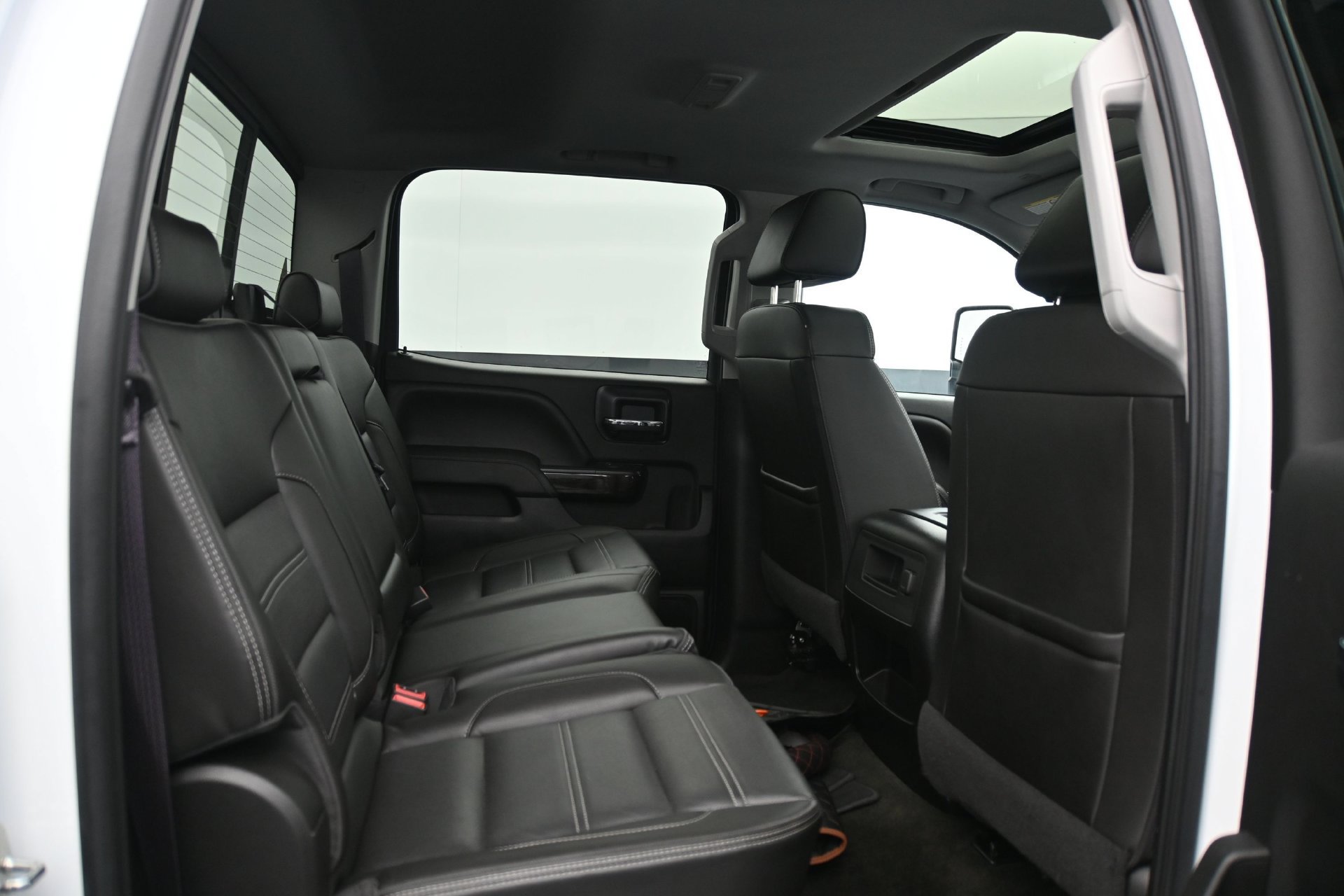 Used 2016 GMC Sierra 2500 Denali w/ Driver Alert Package AWD/4WD image 14