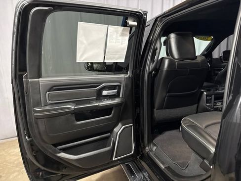Used 2022 RAM 2500 Laramie AWD/4WD image 28
