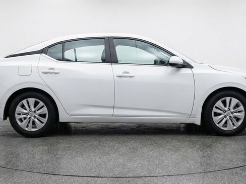 Used 2025 Nissan Sentra S FWD image 11
