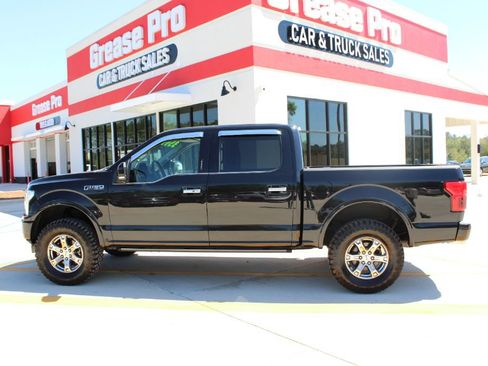 Used 2019 Ford F150 Limited AWD/4WD image 6