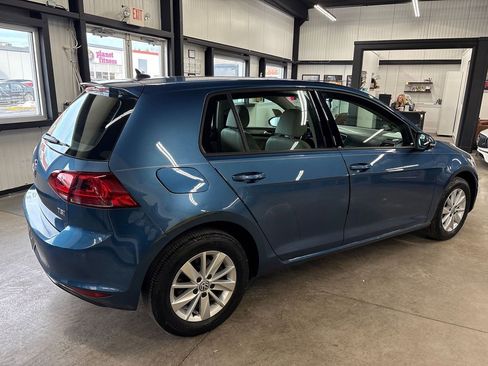 Used 2015 Volkswagen Golf S w/ Lighting Package image 10