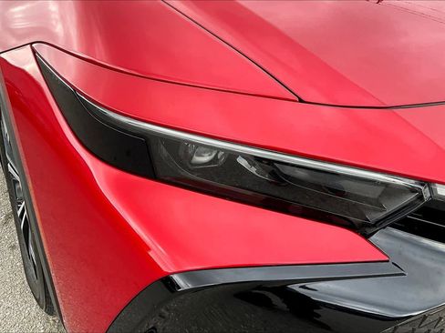 Used 2024 Toyota Crown XLE image 26