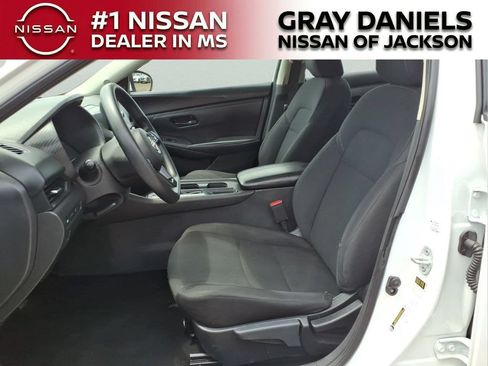 Used 2024 Nissan Sentra S FWD image 23
