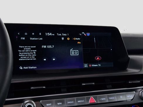 Used 2025 Kia Telluride S FWD image 18