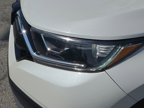 Used 2020 Honda CR-V EX image 10