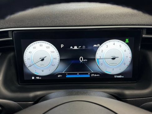 Used 2022 Hyundai Tucson Limited AWD/4WD image 13