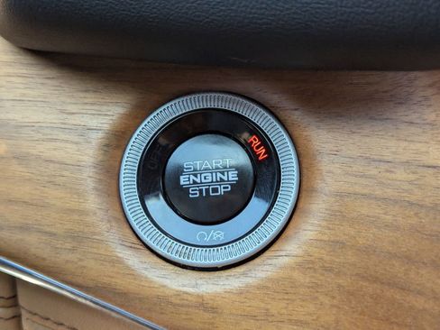 Used 2024 Jeep Grand Cherokee L Summit AWD/4WD image 41
