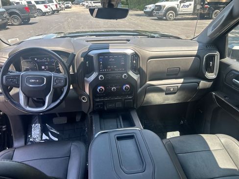 Used 2021 GMC Sierra 1500 SLT w/ SLT Premium Plus Package AWD/4WD image 15