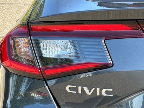 Used 2024 Honda Civic EX-L image 47