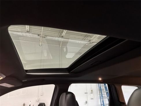 Used 2020 Jeep Grand Cherokee Altitude image 23