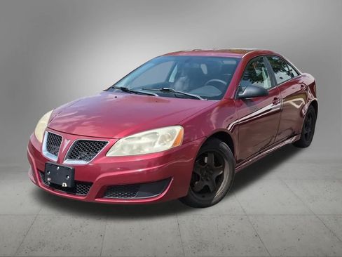 Used 2010 Pontiac G6 Sedan FWD image 1