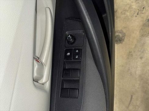 Certified 2025 Toyota Corolla LE image 22