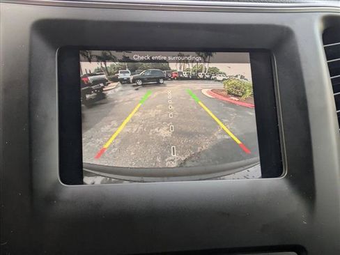 Certified 2020 Jeep Cherokee Altitude image 12