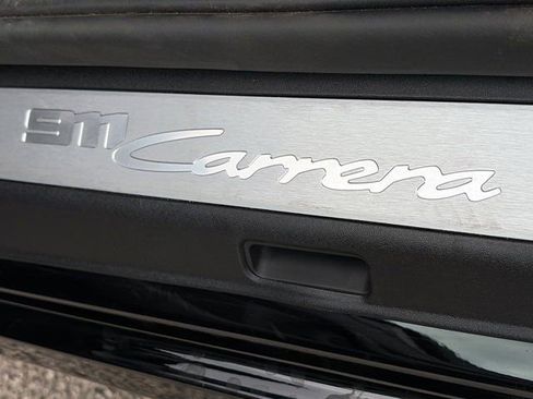 Used 2022 Porsche 911 Carrera image 15