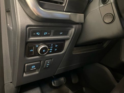 Used 2023 Ford F150 Lariat w/ Equipment Group 502A High image 16