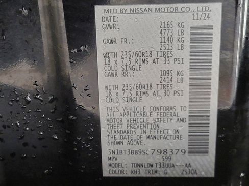 Used 2025 Nissan Rogue SV image 27