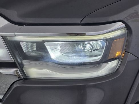 Used 2019 RAM 1500 Laramie image 9