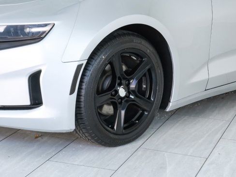 Used 2019 Chevrolet Camaro LT RWD image 45