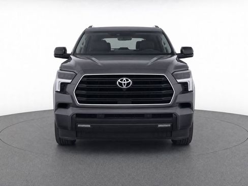 Used 2025 Toyota Sequoia SR5 AWD/4WD image 5