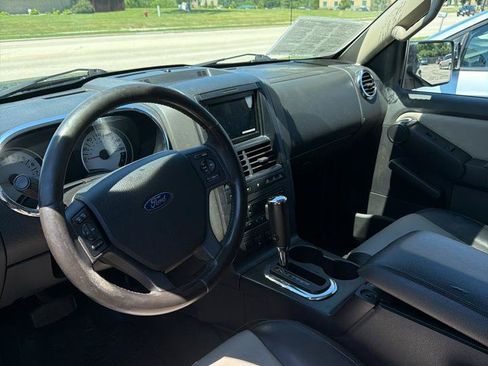 Used 2007 Ford Explorer Sport Trac Limited AWD/4WD image 5