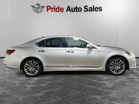 Used 2017 Lexus LS 460 F Sport image 13