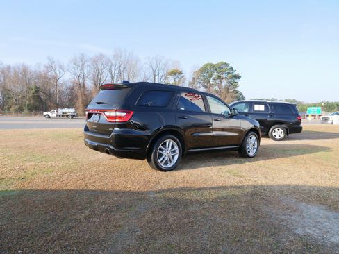 Used 2024 Dodge Durango GT image 4