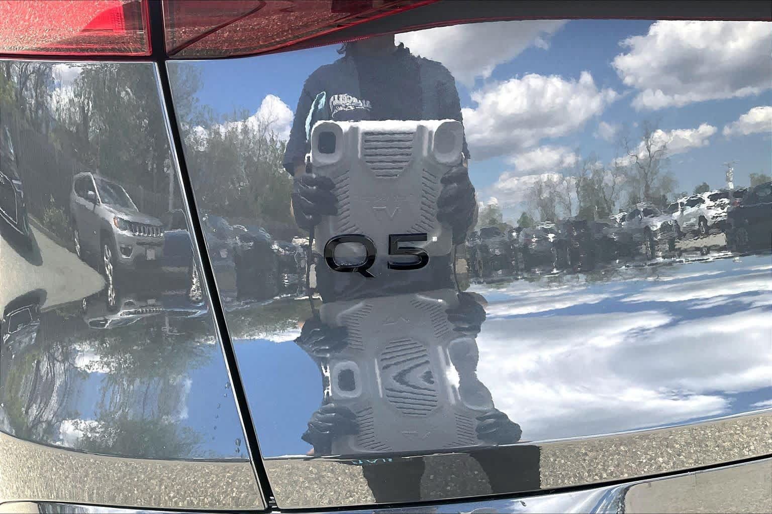 Used 2025 Audi Q5 Premium Plus w/ Premium Plus AWD/4WD image 10