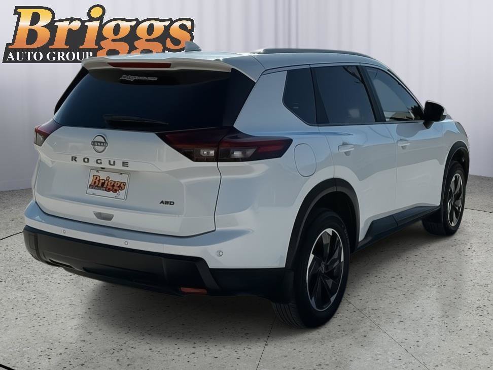 Used 2026 Nissan Rogue SV w/ SV Premium Package AWD/4WD image 5