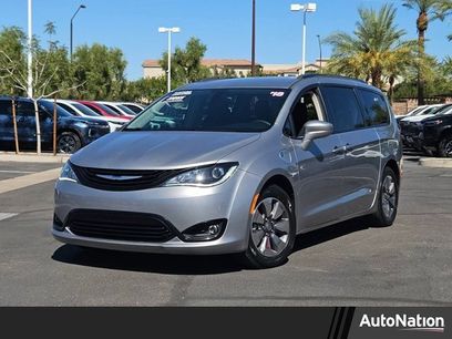 Used 2018 Chrysler Pacifica Touring-L