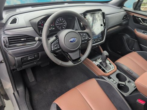 Used 2025 Subaru Forester Touring image 17