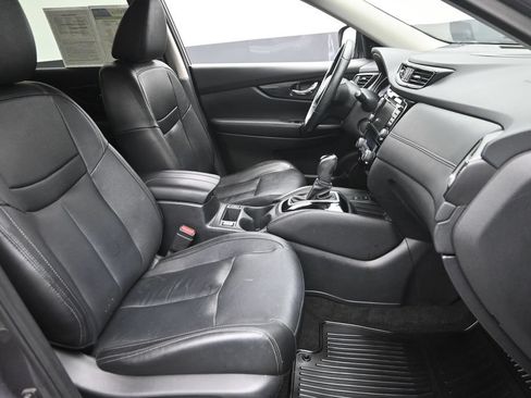 Used 2019 Nissan Rogue SL AWD/4WD image 9