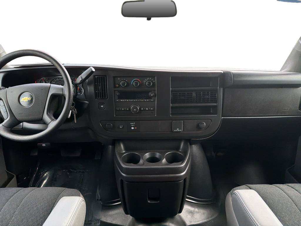 Used 2025 Chevrolet Express 2500 w/ Driver Convenience Package RWD image 9
