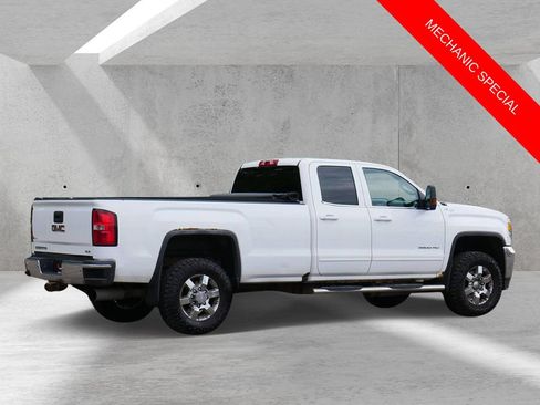 Used 2016 GMC Sierra 3500 SLE w/ SLE Preferred Package AWD/4WD image 3
