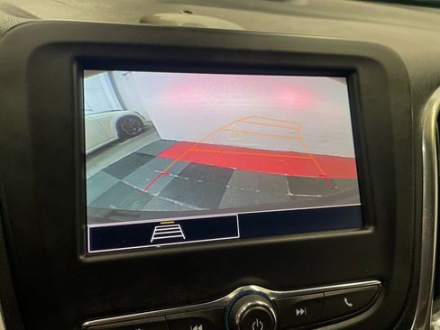 Used 2022 Chevrolet Equinox LT image 26