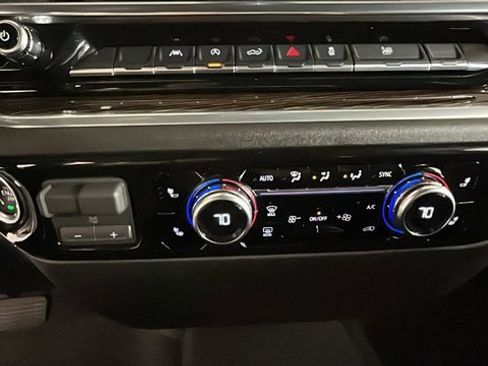 New 2026 GMC Sierra 1500 SLE RWD image 22