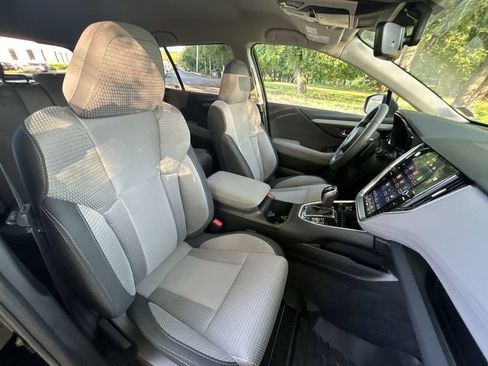 Certified 2025 Subaru Outback Premium w/ Popular Package #1 AWD/4WD image 24