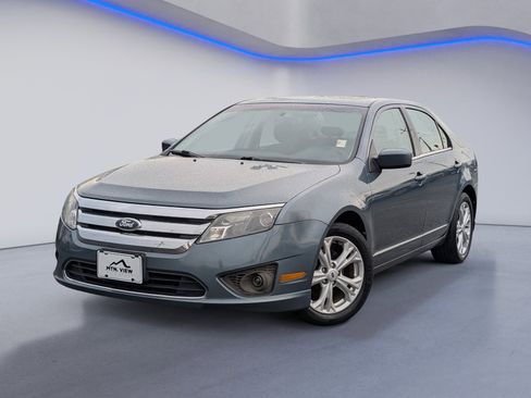 Used 2012 Ford Fusion SE image 2