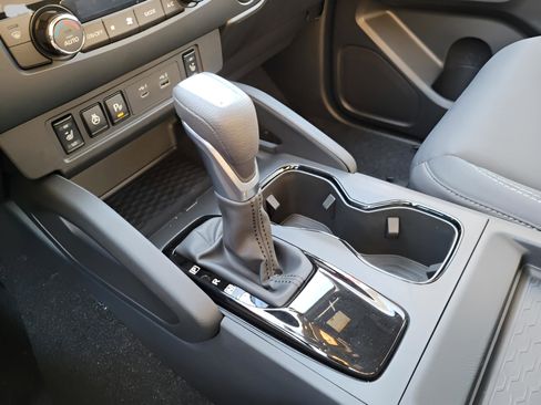 New 2026 Nissan Frontier SV w/ All-Weather Content Package image 21