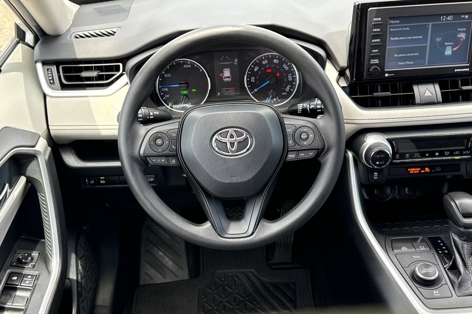 Used 2020 Toyota RAV4 XLE w/ Convenience Package AWD/4WD image 14