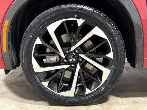 Used 2024 Mitsubishi Outlander SEL image 29