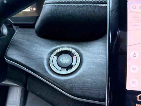 Used 2023 Jeep Grand Cherokee L Limited w/ Luxury Tech Group II AWD/4WD image 7