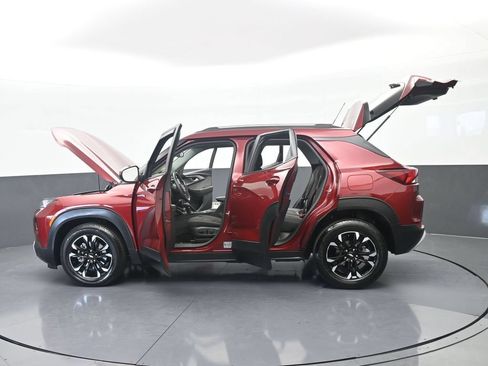 Used 2023 Chevrolet TrailBlazer LT w/ Convenience Package FWD image 70