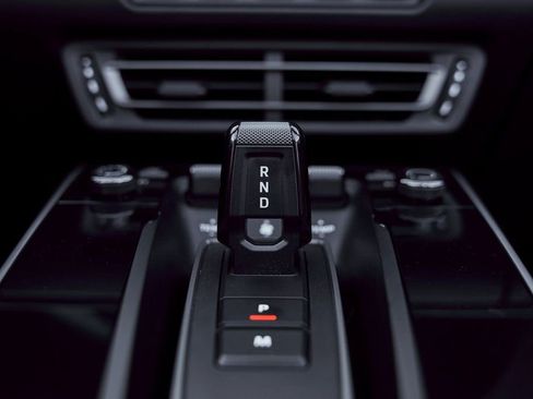 Used 2022 Porsche 911 Turbo S image 67