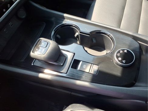 Certified 2023 Nissan Rogue SV w/ SV Premium B Package AWD/4WD image 19