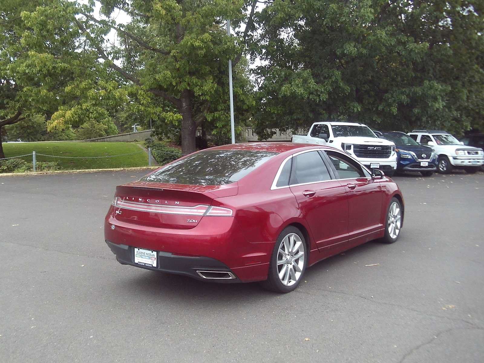 Used 2016 Lincoln MKZ Hybrid w/ Equipment Group 600A Reserve FWD image 5