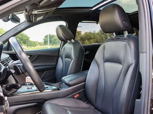 Used 2018 Audi Q7 3.0T Prestige w/ Prestige Package image 22