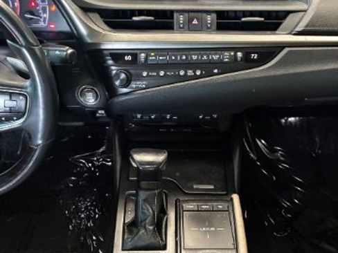 Used 2019 Lexus ES 350 w/ Premium Package FWD image 21