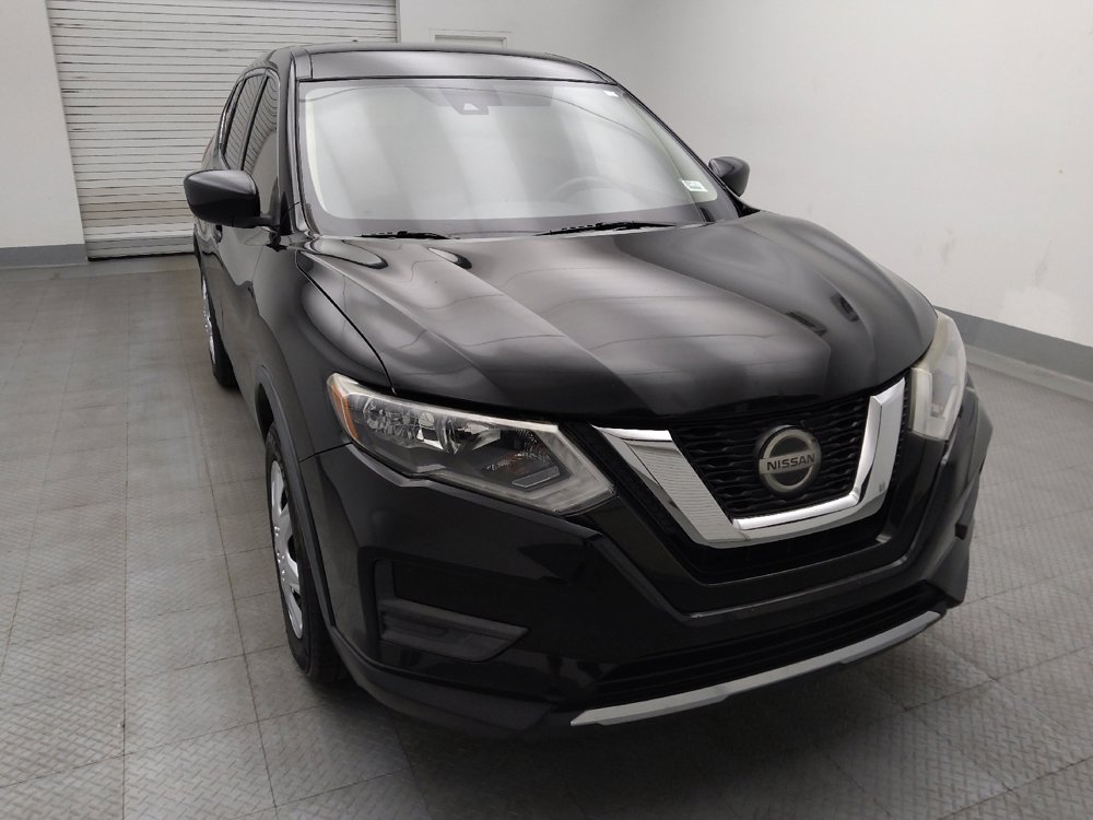 Used 2020 Nissan Rogue S FWD image 14