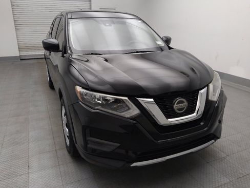 Used 2020 Nissan Rogue S FWD image 14