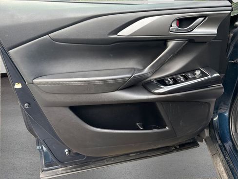 Used 2019 MAZDA CX-9 Touring image 24